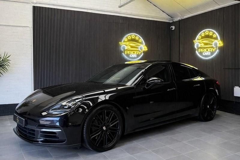 Used Porsche Panamera 421 HP (309 kW) 2017 Black Hatchback