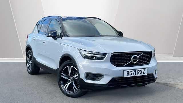 Used 2022 Volvo XC40 R-Design SUV | £21,595 (Fair price) - Image 1/3
