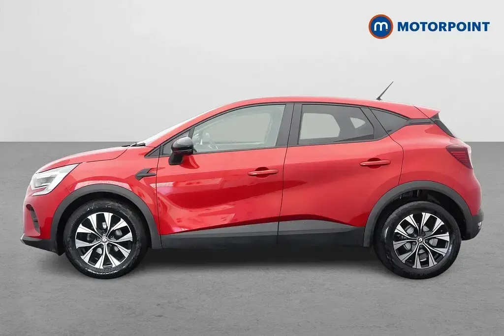 Used Renault Captur Evolution 91 HP (66 kW) 2023 Red SUV