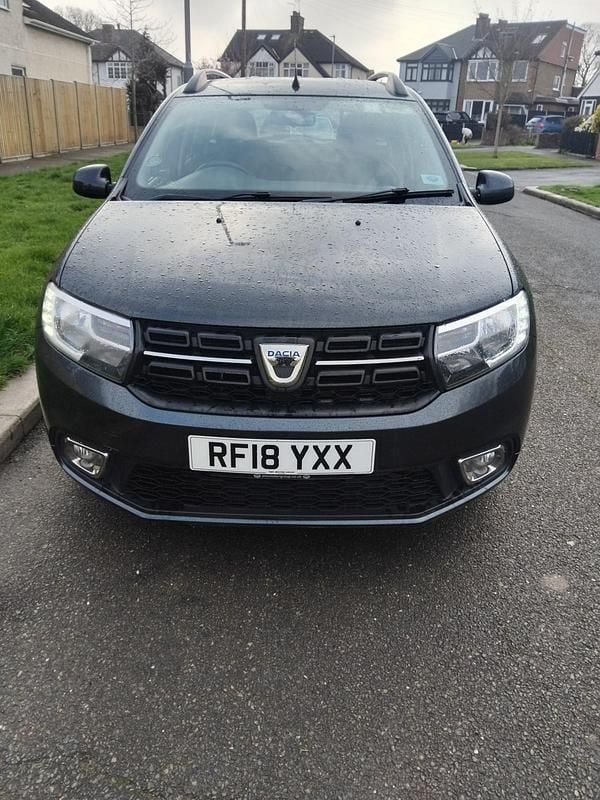 Used Dacia Logan MCV Lauréate 90 HP (66 kW) 2018 Grey Estate