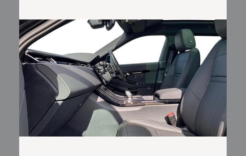Used Land Rover Range Rover evoque SE Dynamic 309 HP (227 kW) 2025 Santorini black SUV
