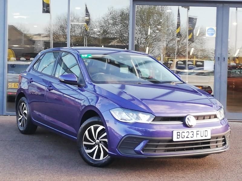 Used VW Polo Life 80 HP (58 kW) 2023 Purple Hatchback