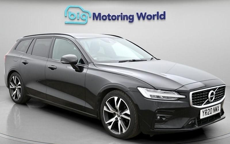 Used Volvo V60 R-Design 190 HP (139 kW) 2020 Black Estate