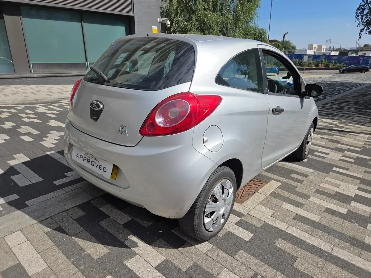 Used Ford Ka Studio 69 HP (50 kW) 2011 Silver Hatchback