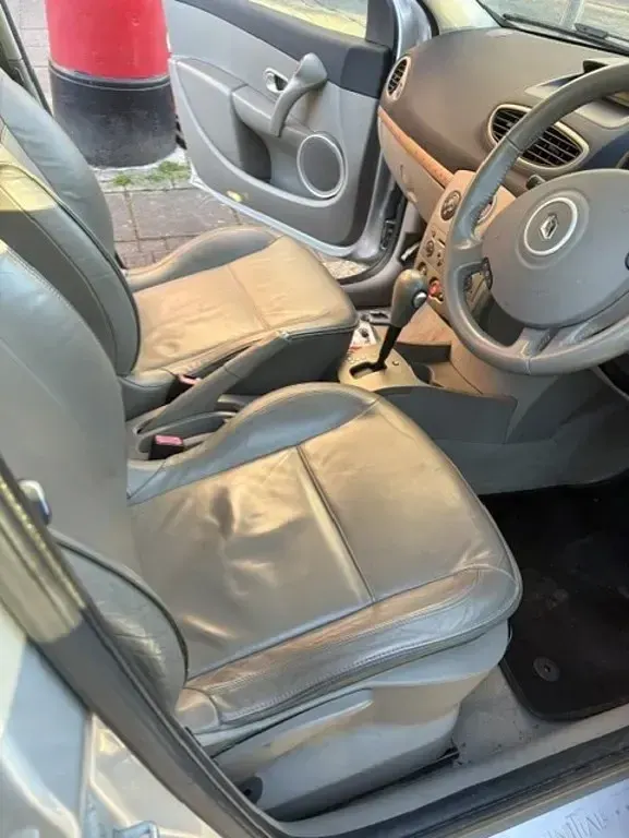 Used Renault Clio II 2007 Grey Sedan