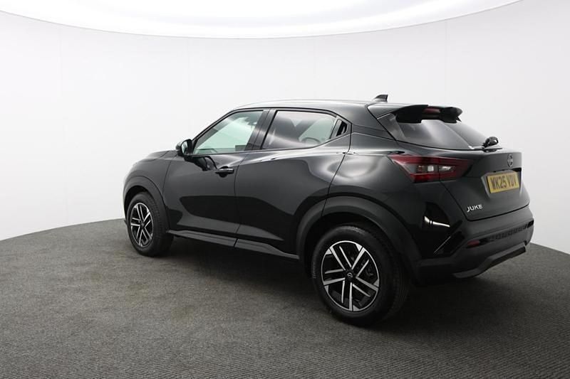 New Nissan Juke N-Connecta 114 HP (83 kW) 2025 Black SUV