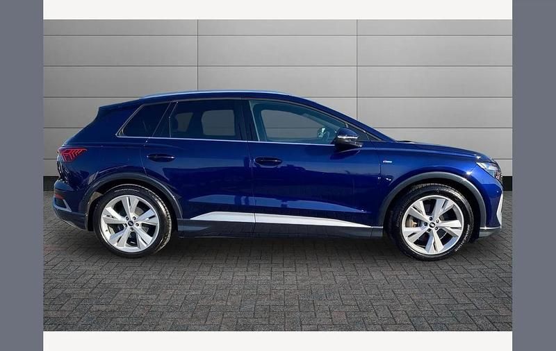 Used Audi Q4 e-tron S-Line 150 kW (204 HP) 2022 Blue SUV