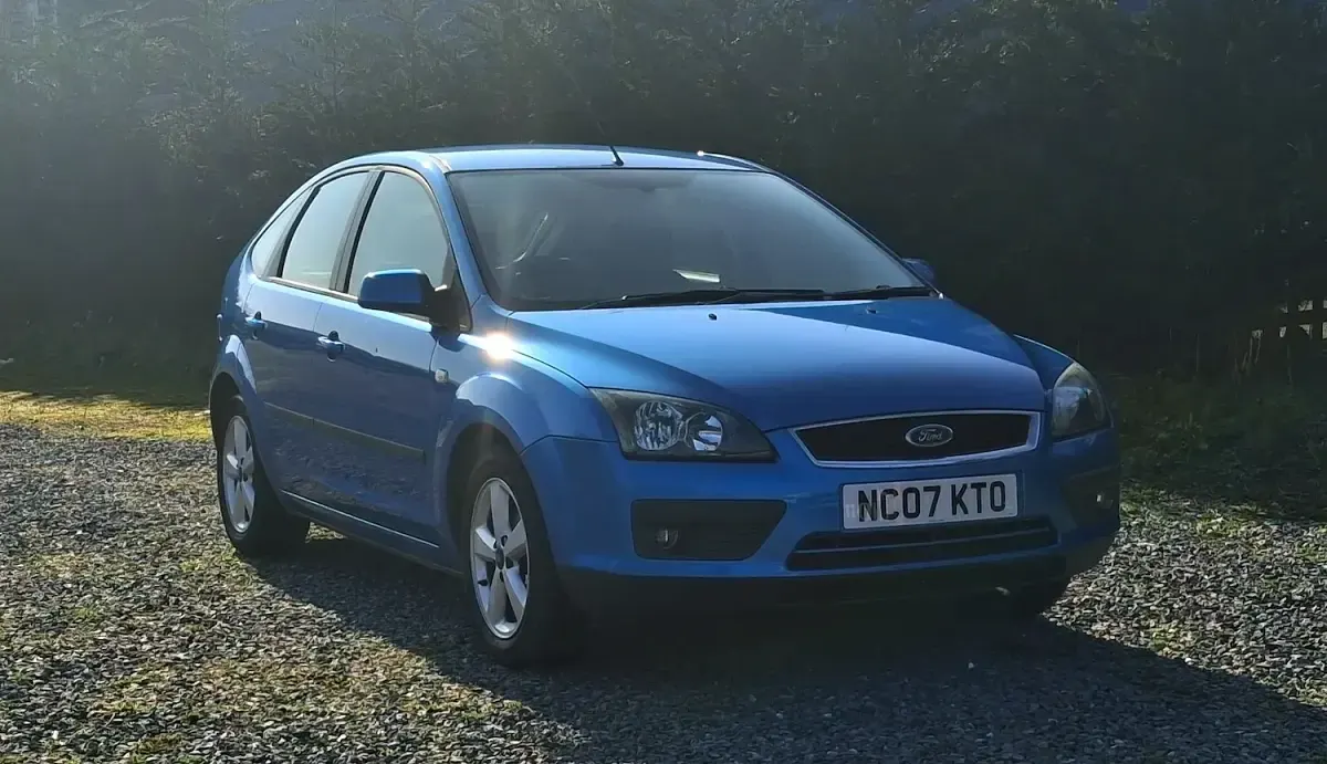 Used Ford Focus Zetec 2007 Blue Hatchback