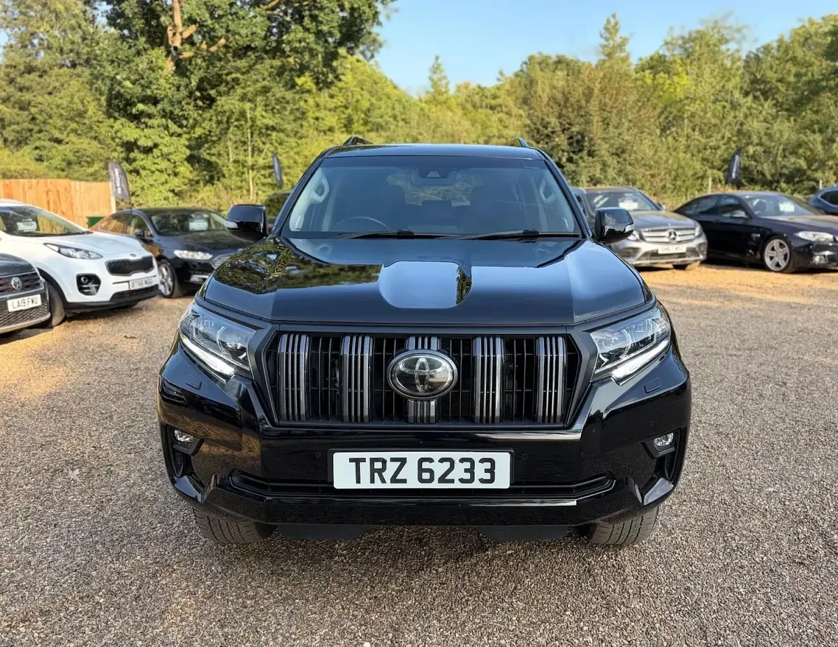 Used Toyota Land Cruiser 177 HP (130 kW) 2018 Black Estate