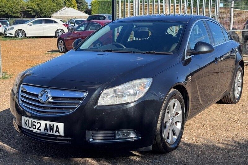 Black Used 2012 Vauxhall Insignia SRi Hatchback | £2,485 (Super price) - Image 1/1