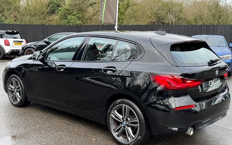 Used BMW 118 Sport Line 136 HP (100 kW) 2021 Black Hatchback