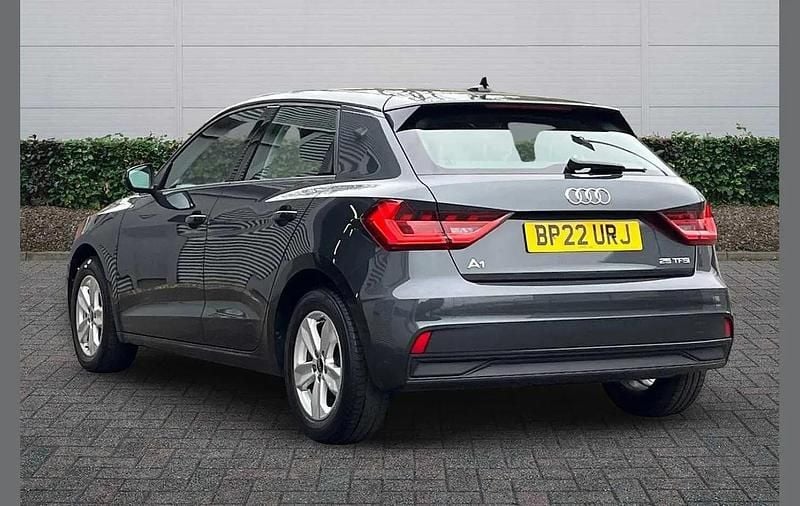 Used Audi A1 Design 94 HP (69 kW) 2022 Grey SUV