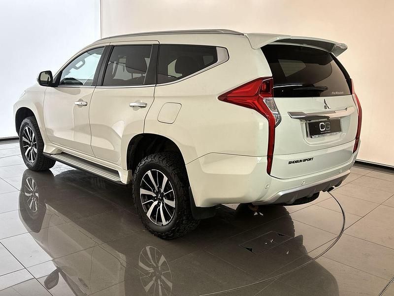Used Mitsubishi Shogun 179 HP (131 kW) 2020 White SUV