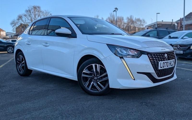 Used Peugeot 208 Allure Premium 102 HP (75 kW) 2021 White Hatchback
