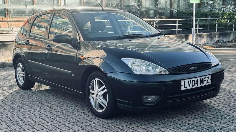 Black Used 2004 Ford Focus Zetec Hatchback | £1,590 (Fair price) - Image 1/4