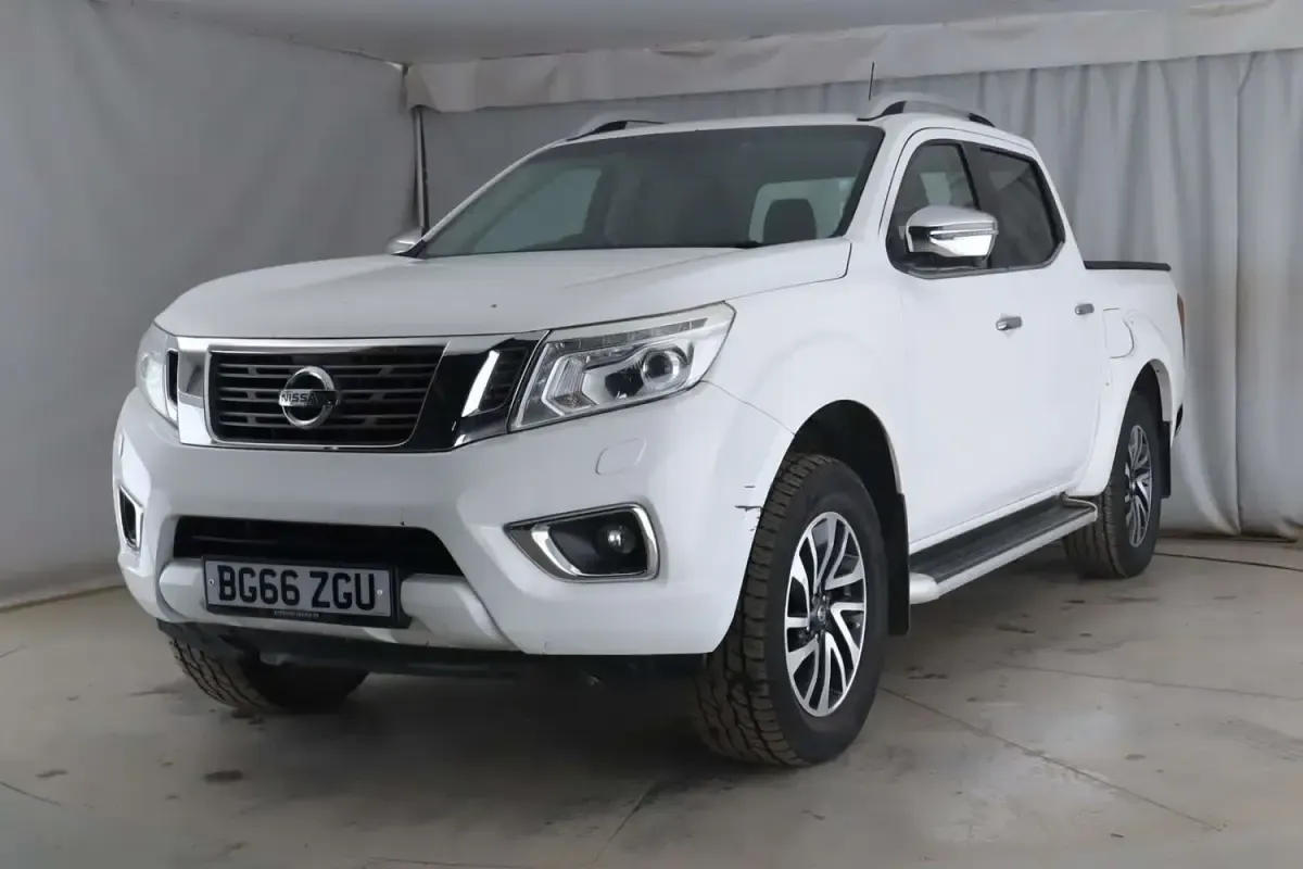 Usado Nissan Navara Tekna 2016 Branco Pickup
