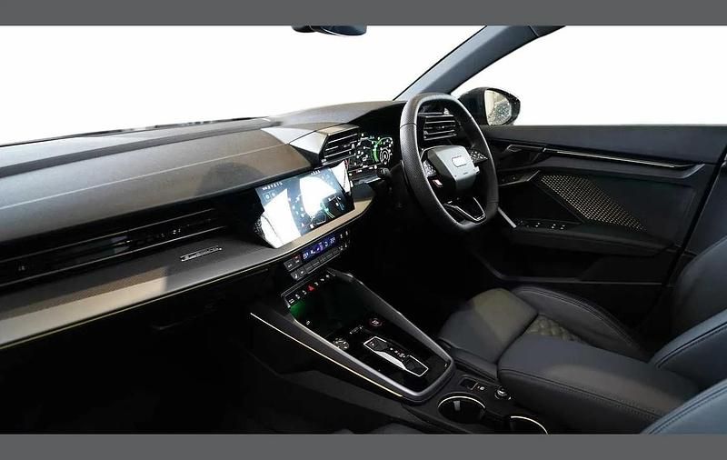 Used Audi RS3 Comfort 400 HP (294 kW) 2025 Red Sedan