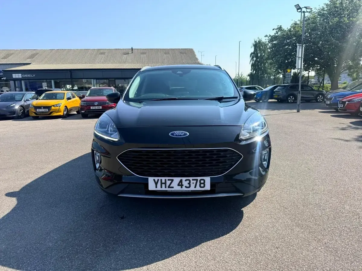 Used Ford Kuga Zetec 120 HP (88 kW) 2021 Black SUV