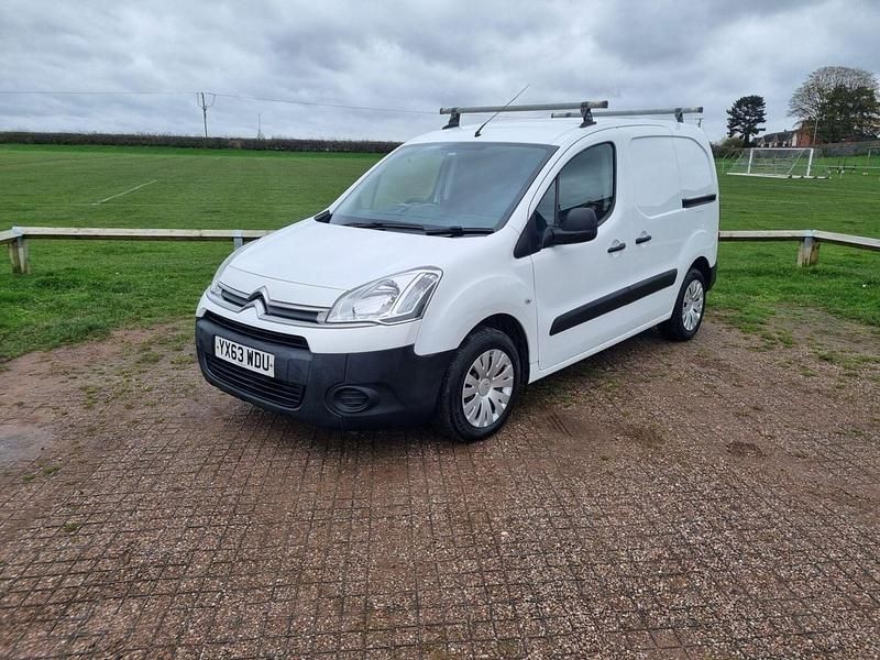 White Used 2013 Citroën Berlingo MPV | £4,995 (Fair price) - Image 1/3