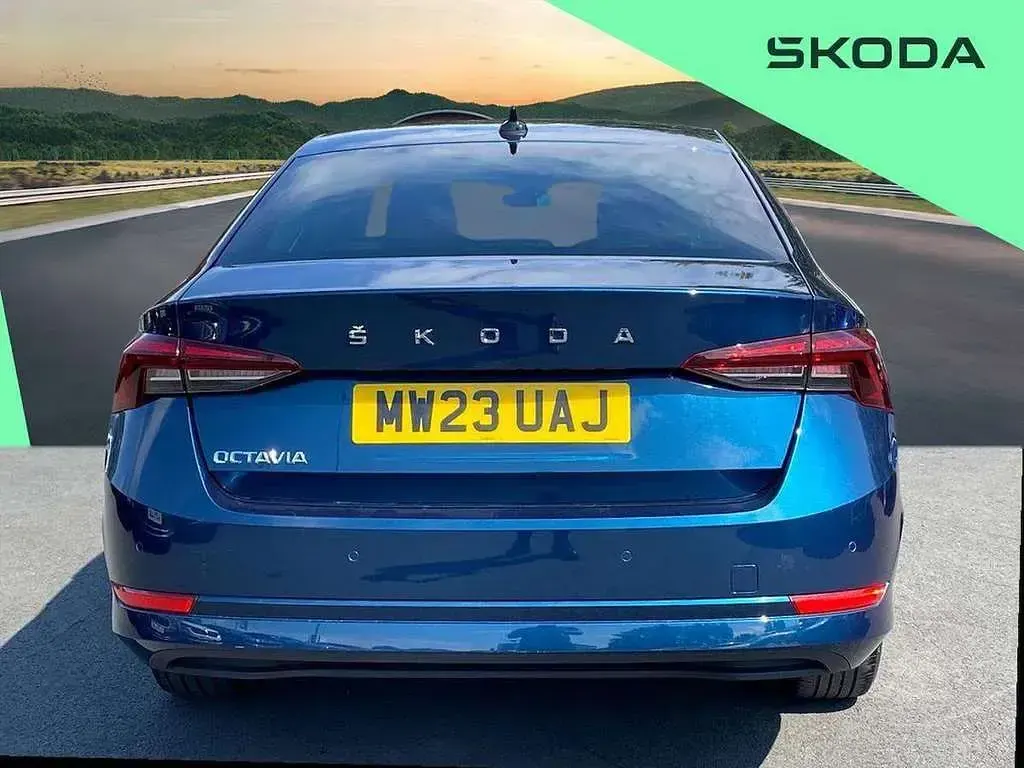 Used Skoda Octavia SE L 150 HP (110 kW) 2023 Blue Hatchback