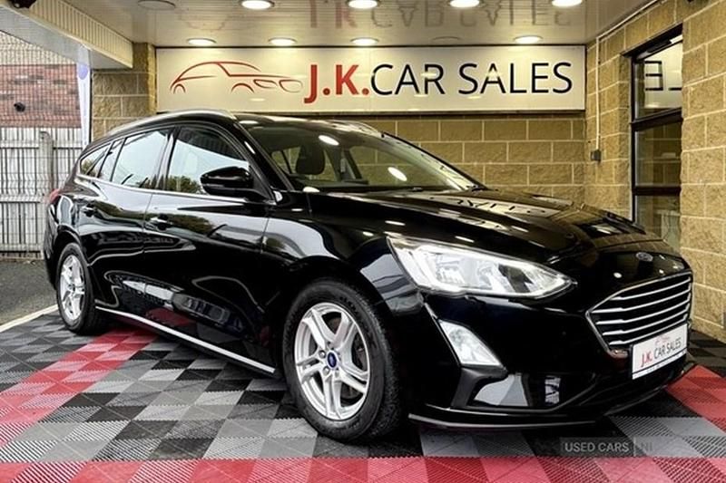 Used Ford Focus Zetec 120 HP (88 kW) 2018 Black Estate