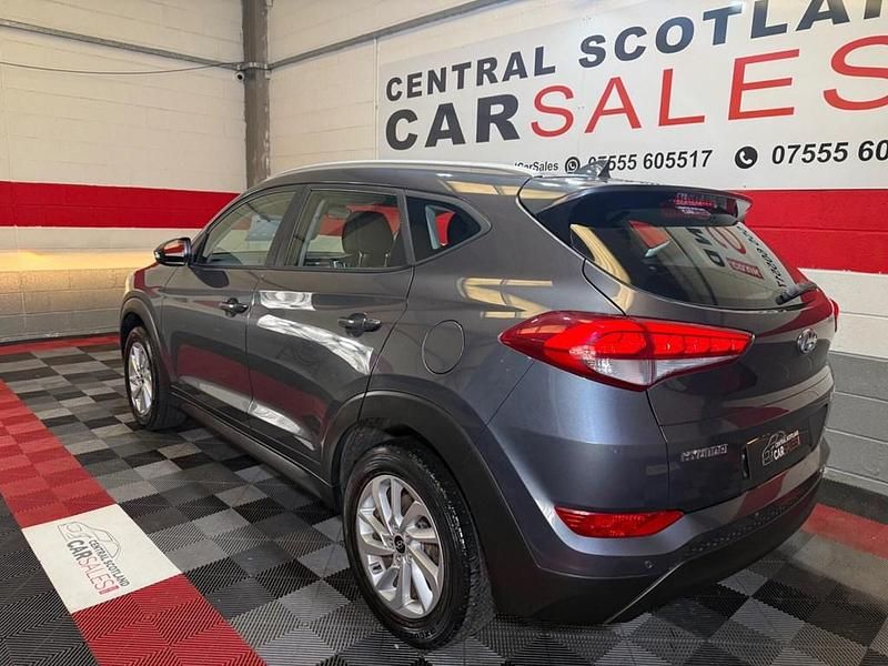 Used Hyundai Tucson SE 136 HP (100 kW) 2018 Grey SUV