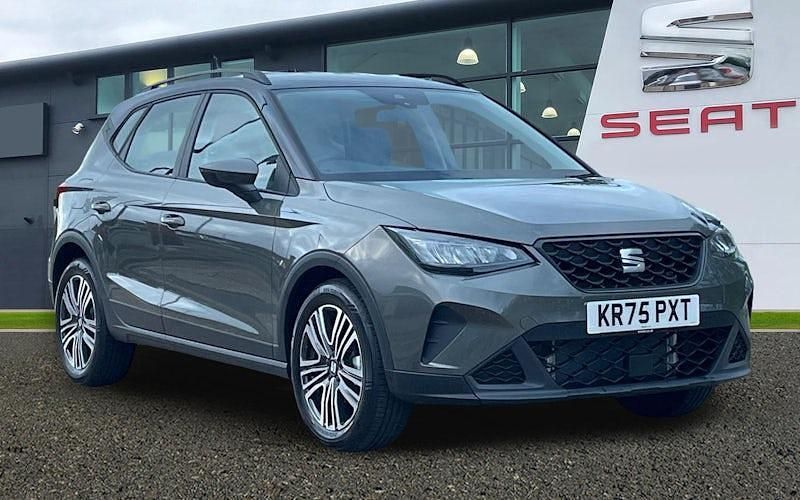 Mountain green New 2025 Seat Arona SE Technology SUV | £19,347 (Fair price) - Image 1/4