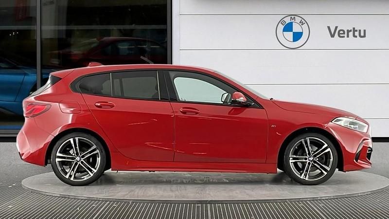 Used BMW 118 M Sport 140 HP (102 kW) 2020 Red Hatchback