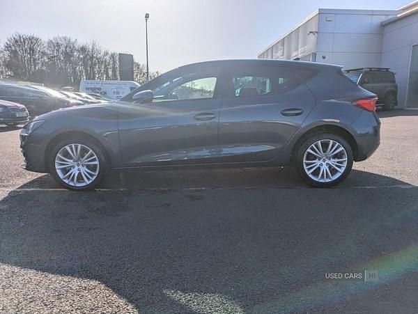 Used Seat Leon SE Dynamic 110 HP (80 kW) 2021 Grey Hatchback