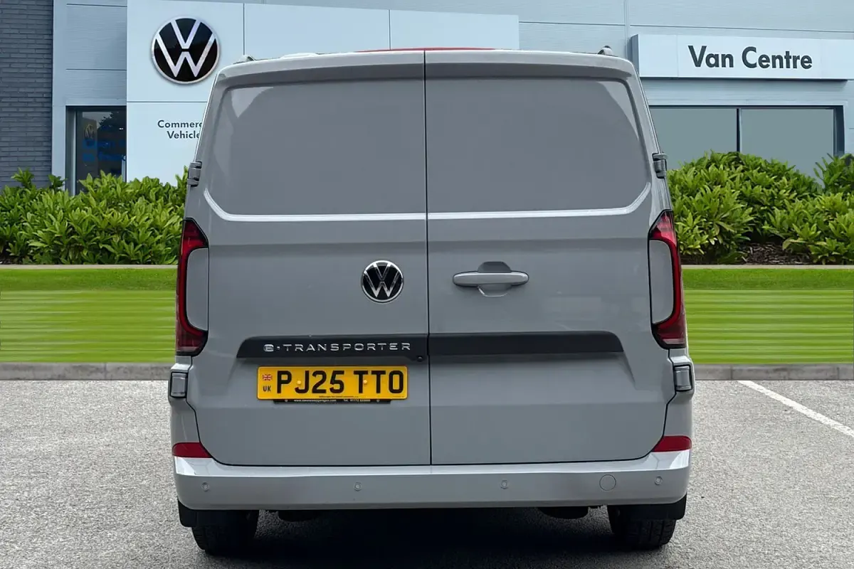New VW T7 Pro 160 kW (218 HP) 2025 Grey Van