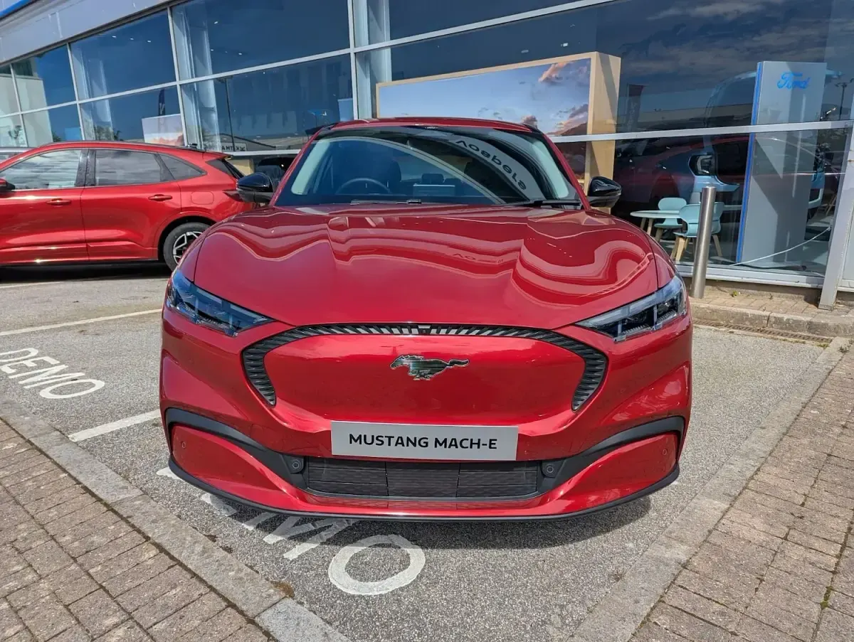 New Ford Mustang Select 268 HP (197 kW) 2026 Estate