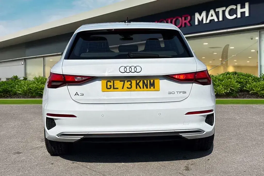 Used Audi A3 Sportback Sport 110 HP (80 kW) 2023 White Hatchback
