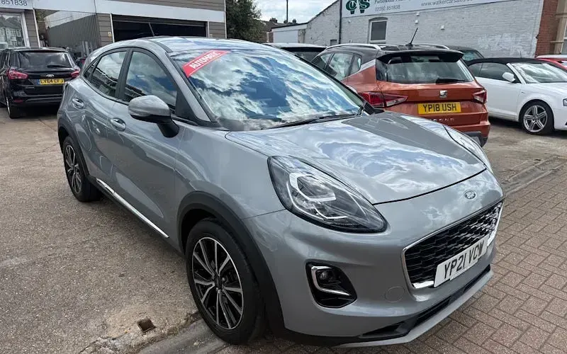 Gebraucht Ford Puma Titanium 125 PS (91 kW) 2020 Silber SUV