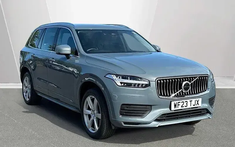 Begagnad Volvo XC90 Core 250 HK (183 kW) 2025 SUV