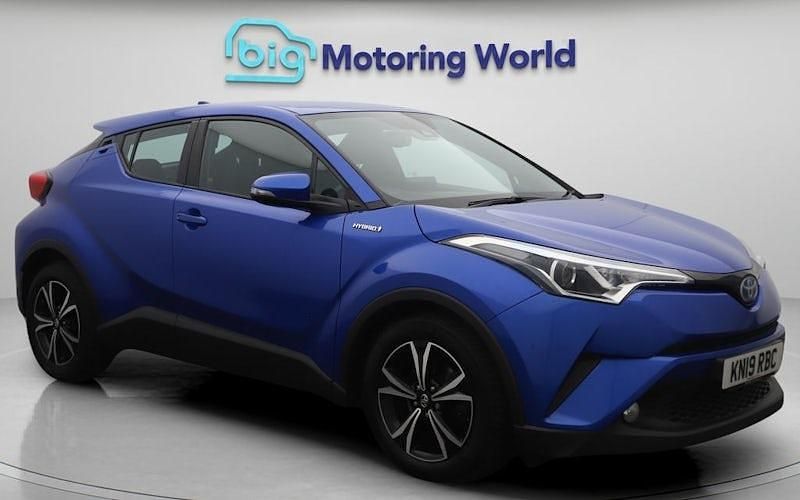 Used 2018 Toyota C-HR SUV | £12,500 (Fair price) - Image 1/4