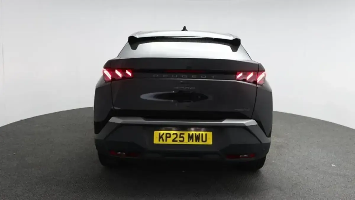 Used Peugeot 3008 GT 134 HP (98 kW) 2025 Black SUV