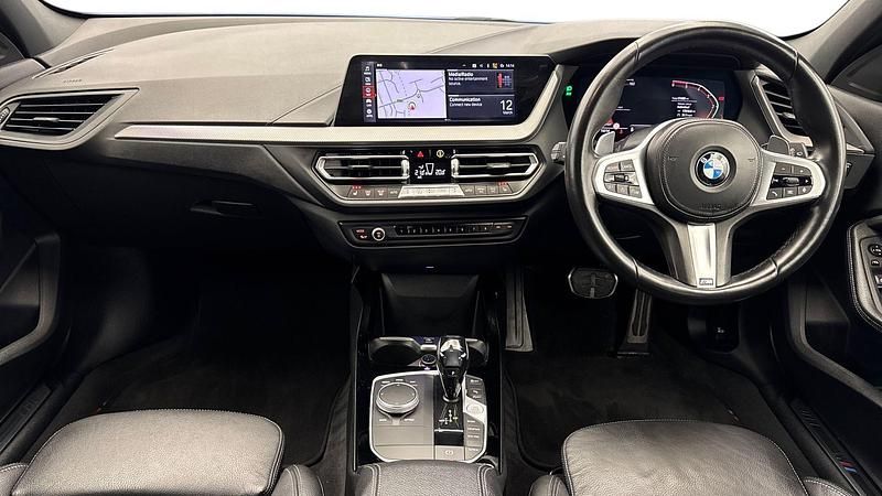 Used BMW 118 M Sport 148 HP (108 kW) 2021 Blue Hatchback