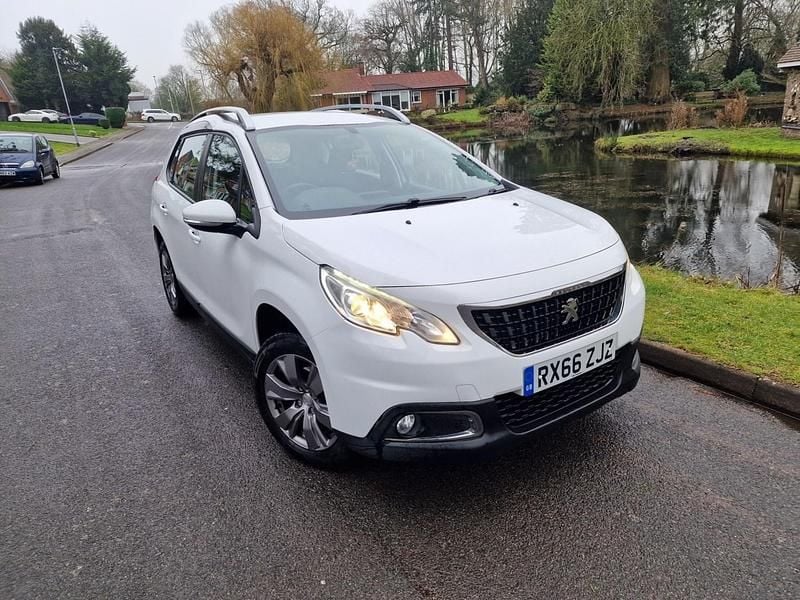 Begagnad Peugeot 2008 Active 2016 Vit SUV