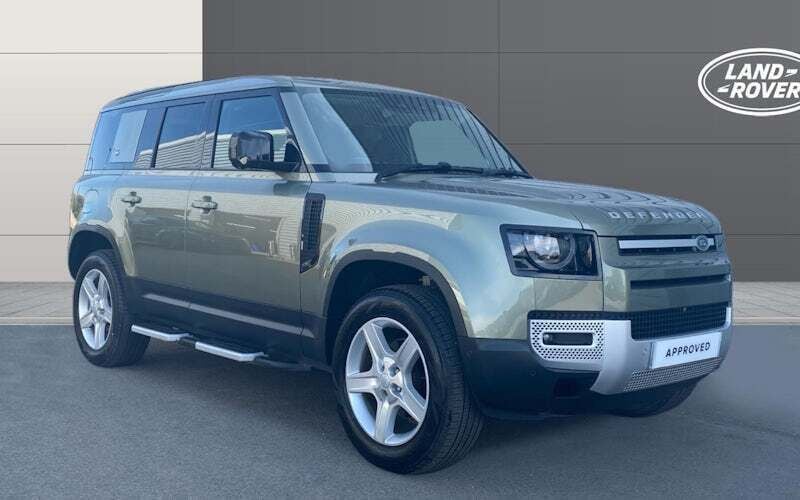 Used 2024 Land Rover Defender SE SUV | £53,508 (Super price) - Image 1/4