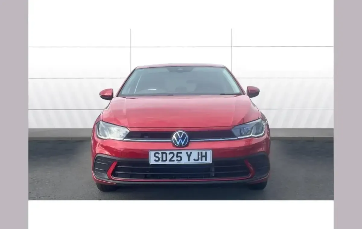 Used VW Polo Match 95 HP (69 kW) 2025 Red Hatchback