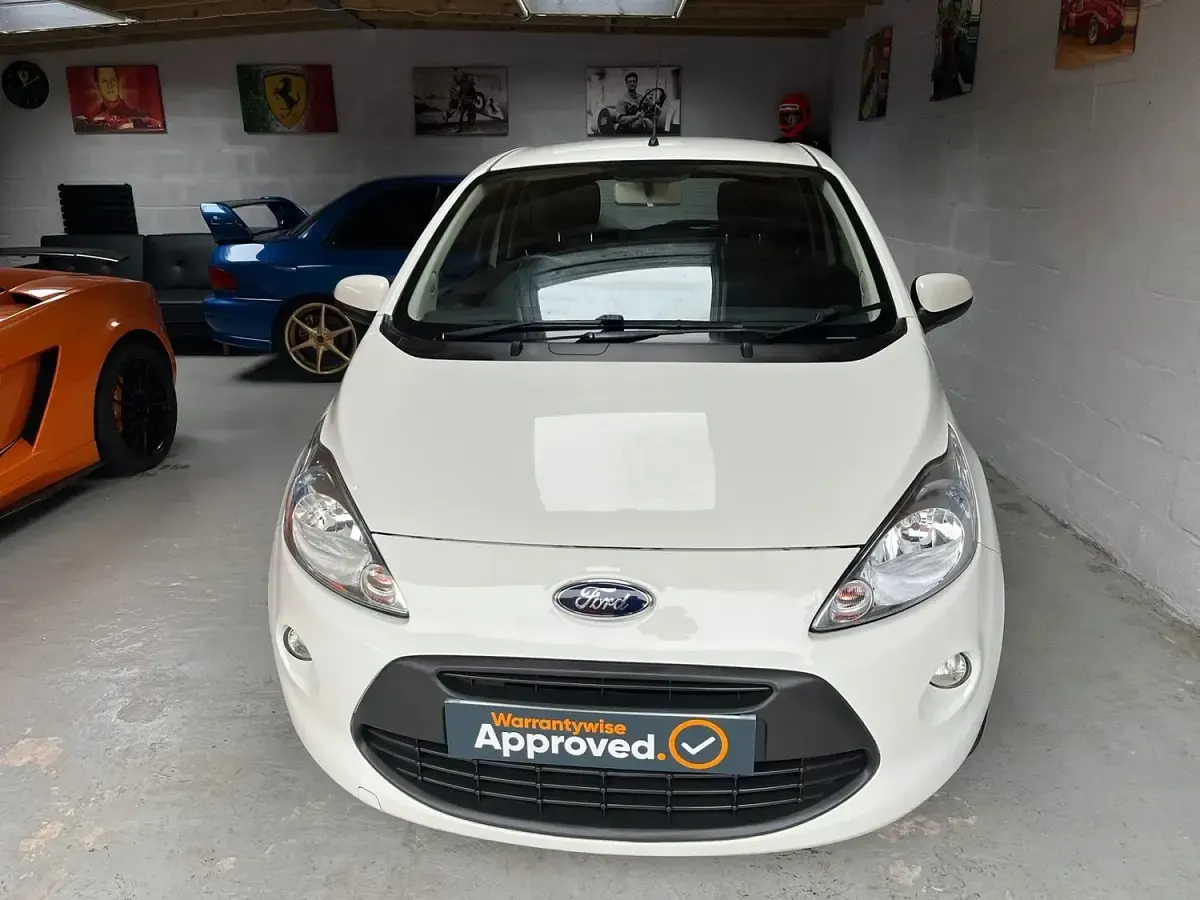Used Ford Ka Zetec 2015 White Hatchback