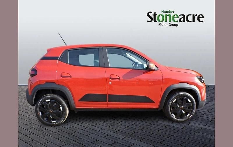Used Dacia Spring Extreme 47 kW (65 HP) 2024 Red Hatchback