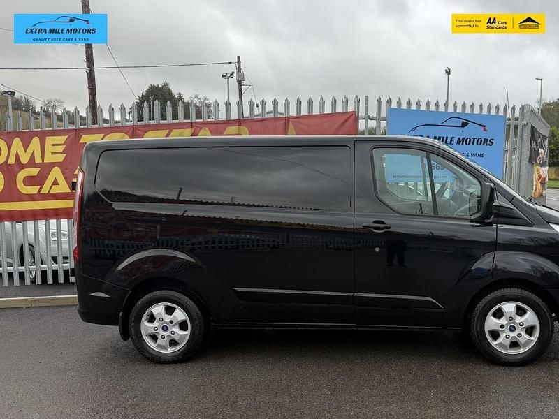 Used Ford Transit Custom Limited 170 HP (125 kW) 2017 Black Van