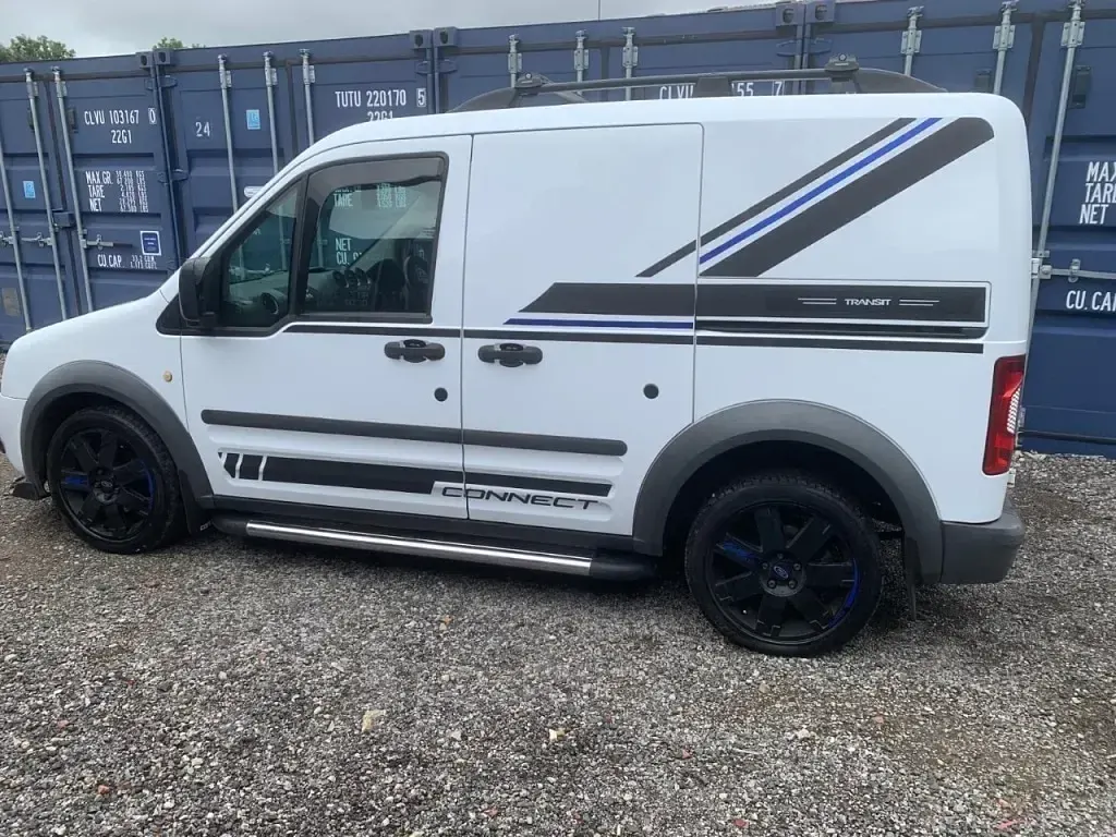 Used Ford Transit Connect 75 HP (55 kW) 2012 White MPV