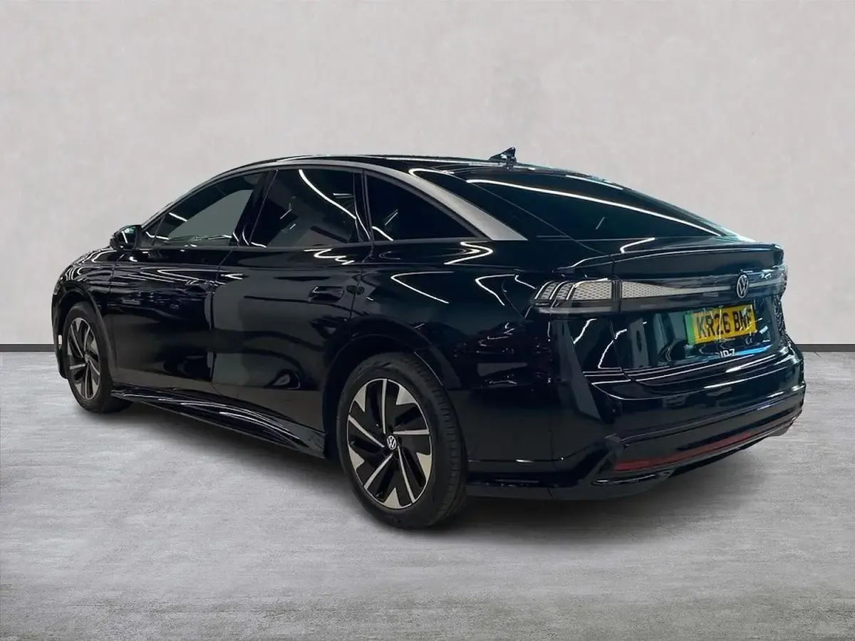 New VW ID.7 Pro 210 kW (286 HP) 2026 Black Hatchback