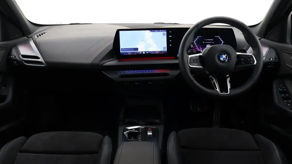 Used BMW 120 M Sport 168 HP (123 kW) 2025 White Hatchback