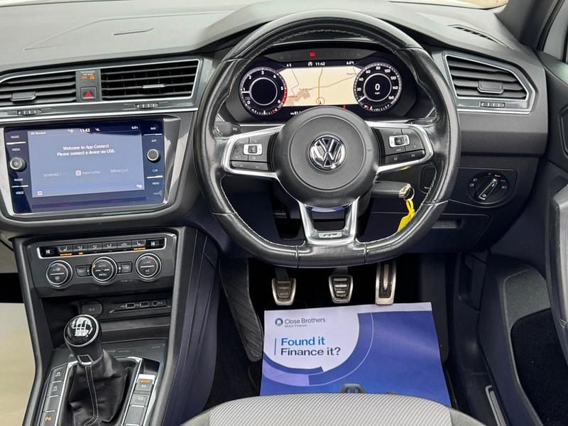 Used VW Tiguan R-line 150 HP (110 kW) 2018 White SUV