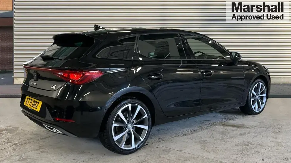 Used Seat Leon FR Sport 204 HP (150 kW) 2021 Black