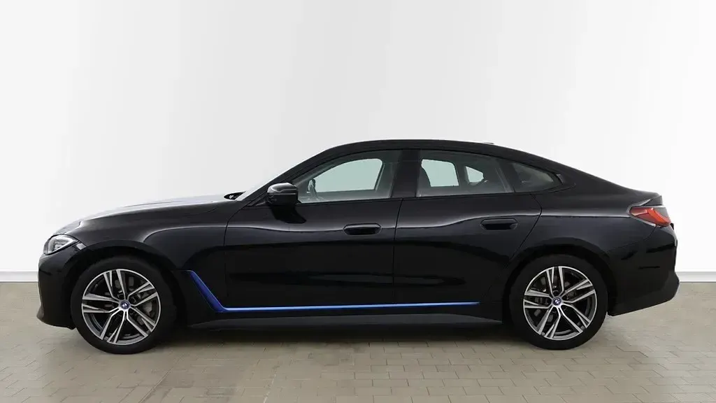 Used BMW i4 Sport Line 207 kW (282 HP) 2023 Black Sedan