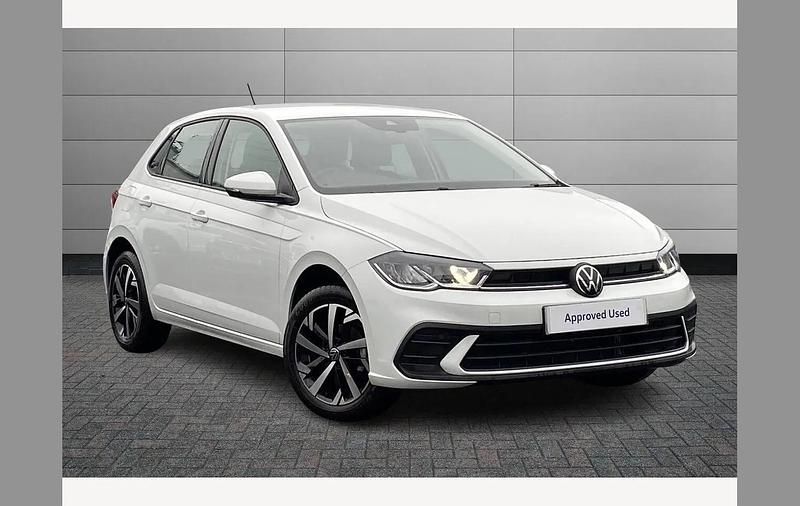 New VW Polo Life 95 HP (69 kW) 2025 White Hatchback